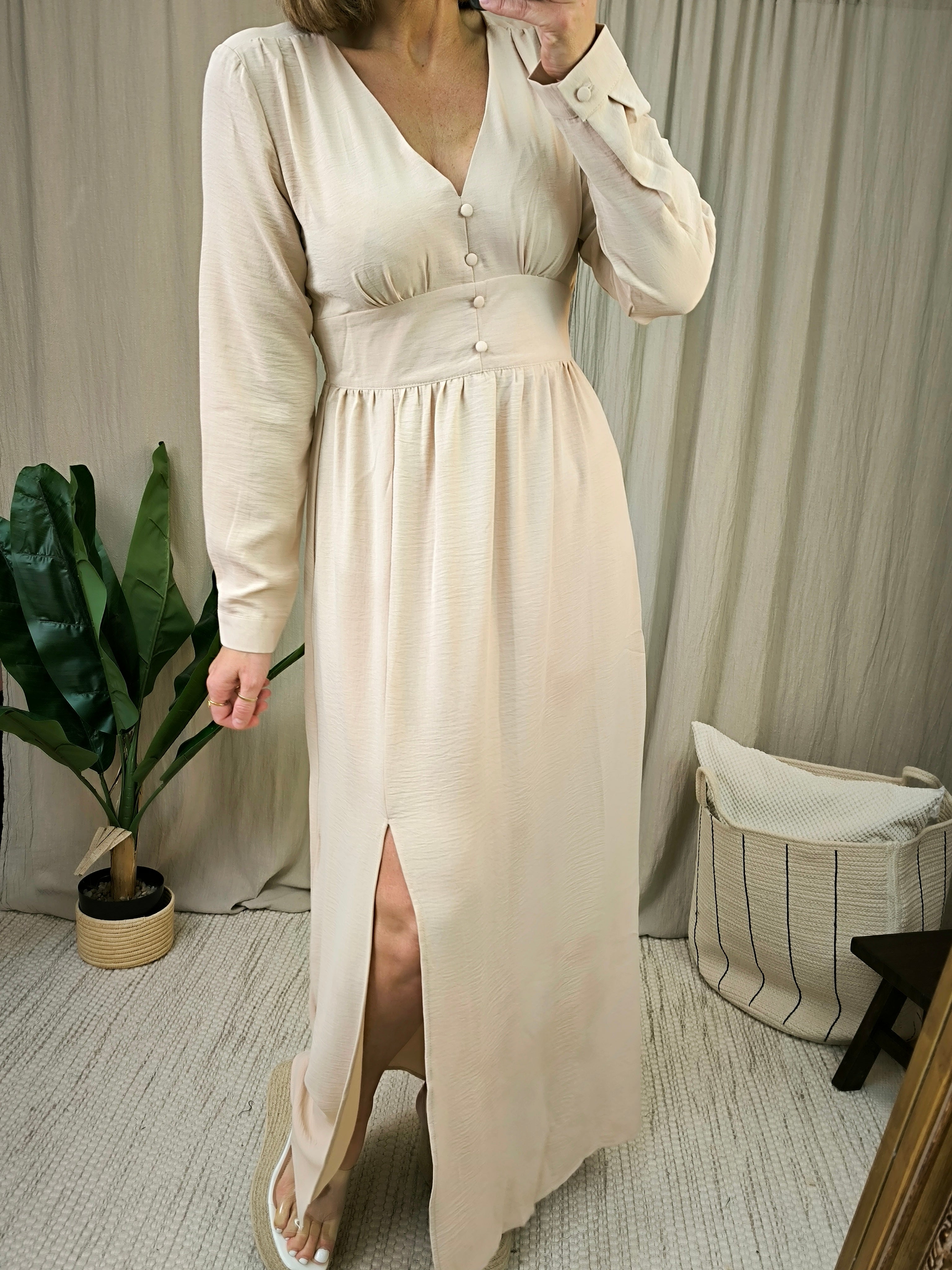 Robe longue beige | Addict showroom