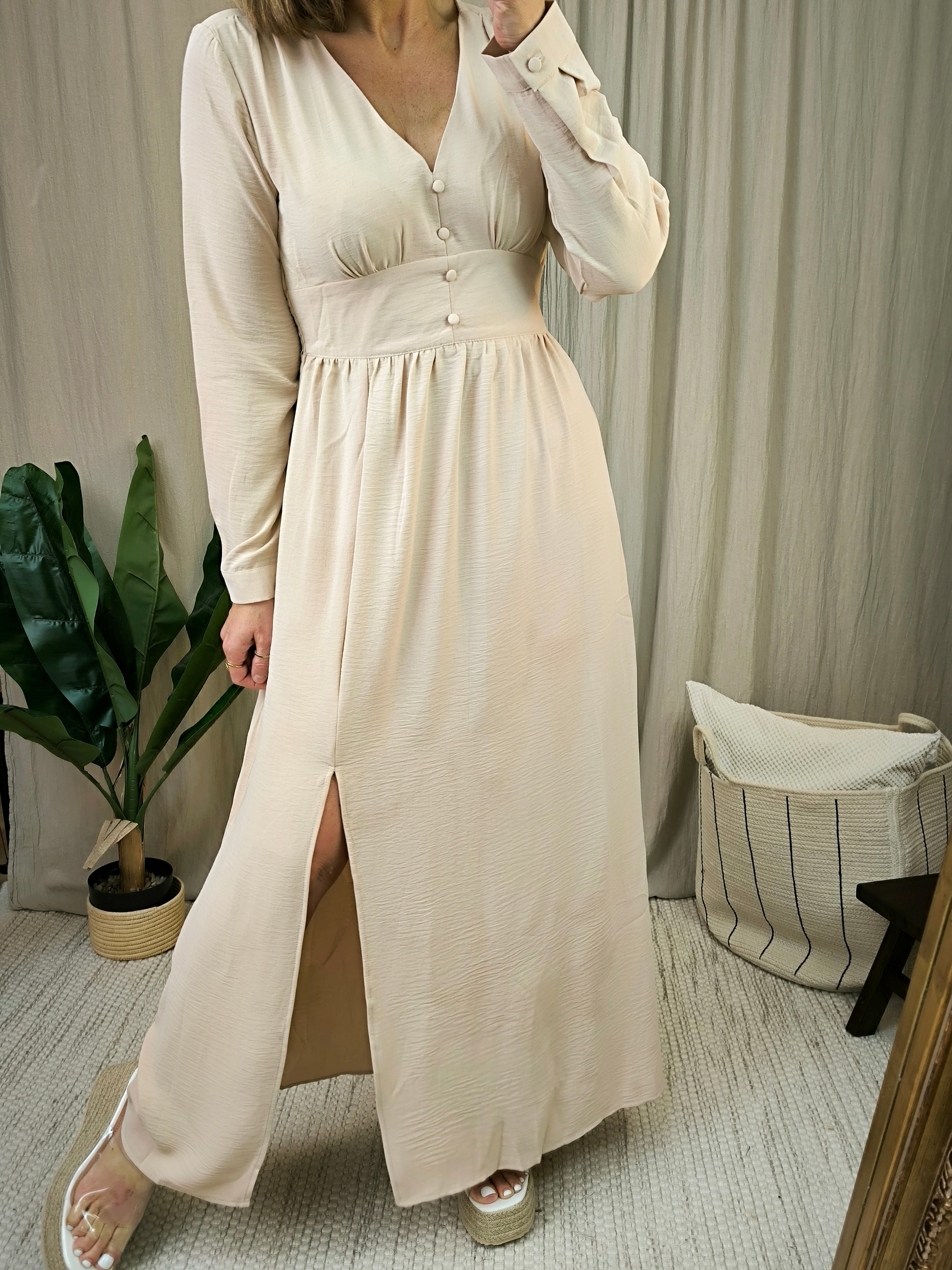 Robe longue beige | Addict showroom